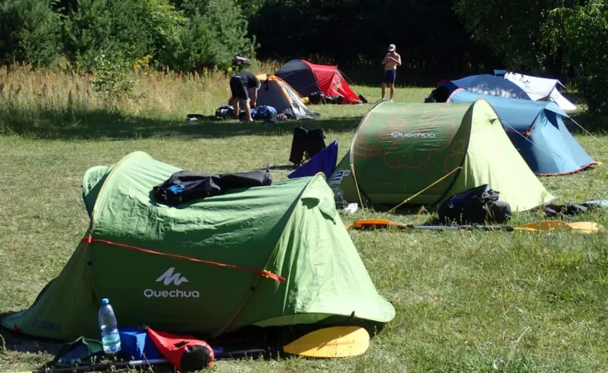 Nocleg pod namiotem - gdzie można rozbić namiot legalnie?