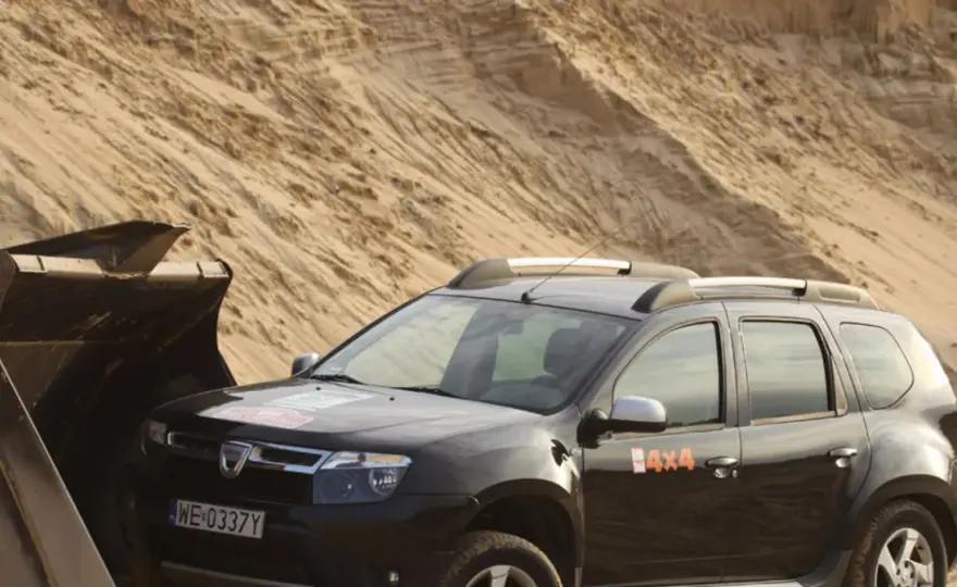 Dacia Duster z przyczepą - ile może holować i jakie prawo jazdy?