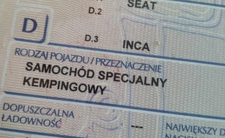 Jak przerobić ciężarówkę na kampera i zmienić wpis?