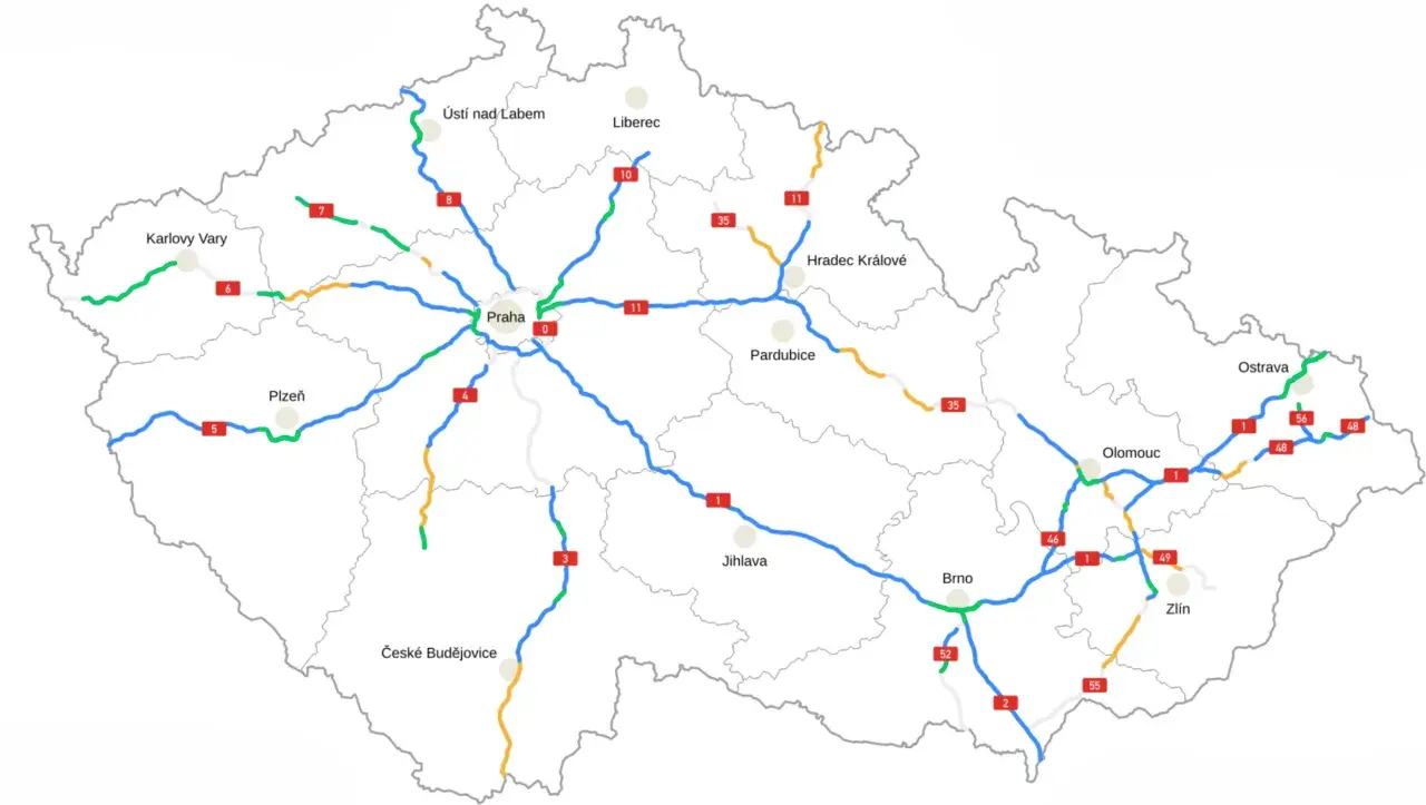 Mapa drogowa Czech z zaznaczonymi miastami i trasami. Odkryj czeskie atrakcje, planując podróż po kraju.