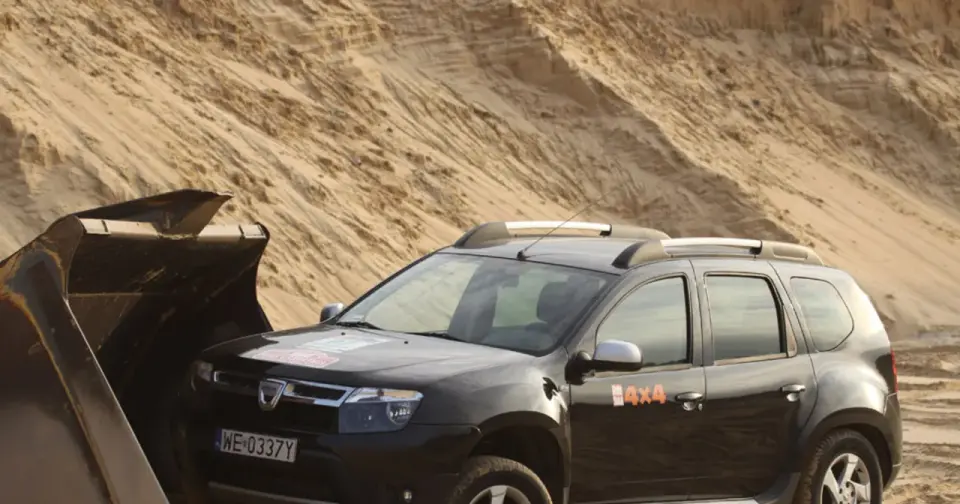 Dacia Duster z przyczepą - ile może holować i jakie prawo jazdy?